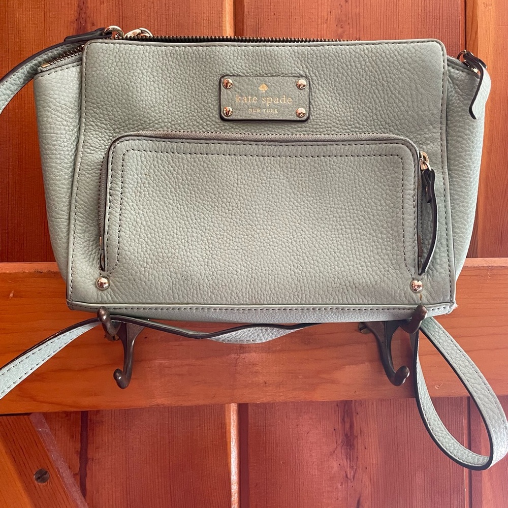 Kate spade crossbody purse/bag. Mint Green. Leather. Vintage. Good condition